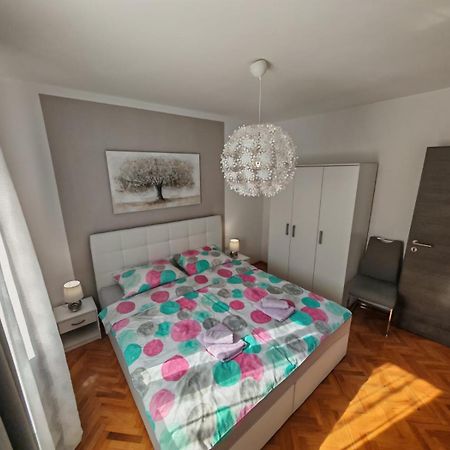 Sun House Διαμέρισμα Brzac Εξωτερικό φωτογραφία